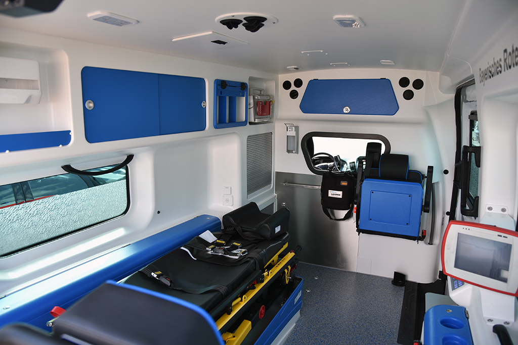 Patientenraum KTW BY 2015 4x4
