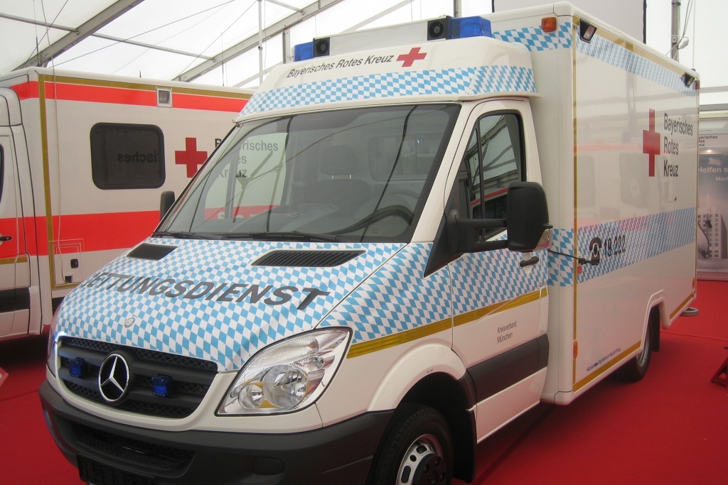 RTW BY 2006 - Sonderbeklebung Rettmobil 2008
