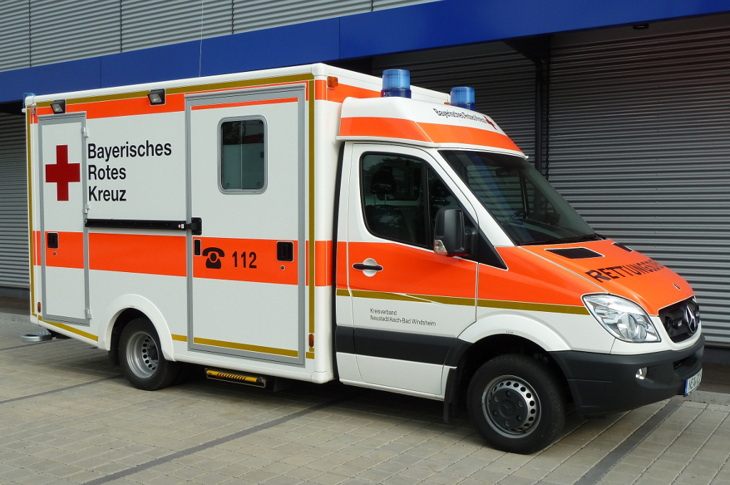 RTW BY 2010 4x2 (MB 516 CDI / WAS) aus 2012 mit neuem Felgen-Design